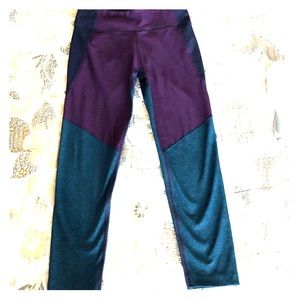 Outdoor Voices TriTone leggings, size M
